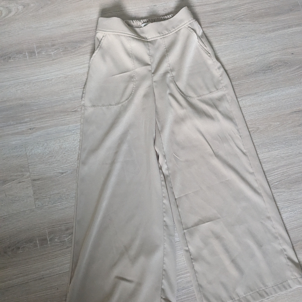 max studio xs tan wide pants